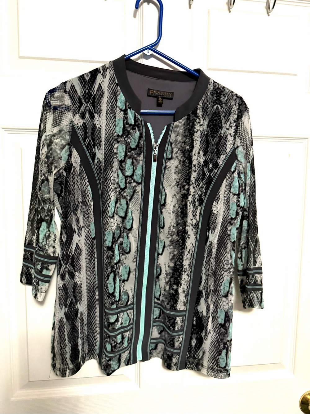 Picadilly Fashion Black, Gray & Mint Snake-Print Zip Front Top